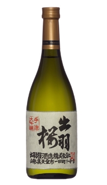 Picture of Dewazakura  Mountain Cherry Daiginjo